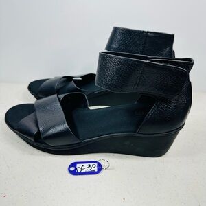 Naturalizer Riviera Black Leather Wedge Sandals size 12